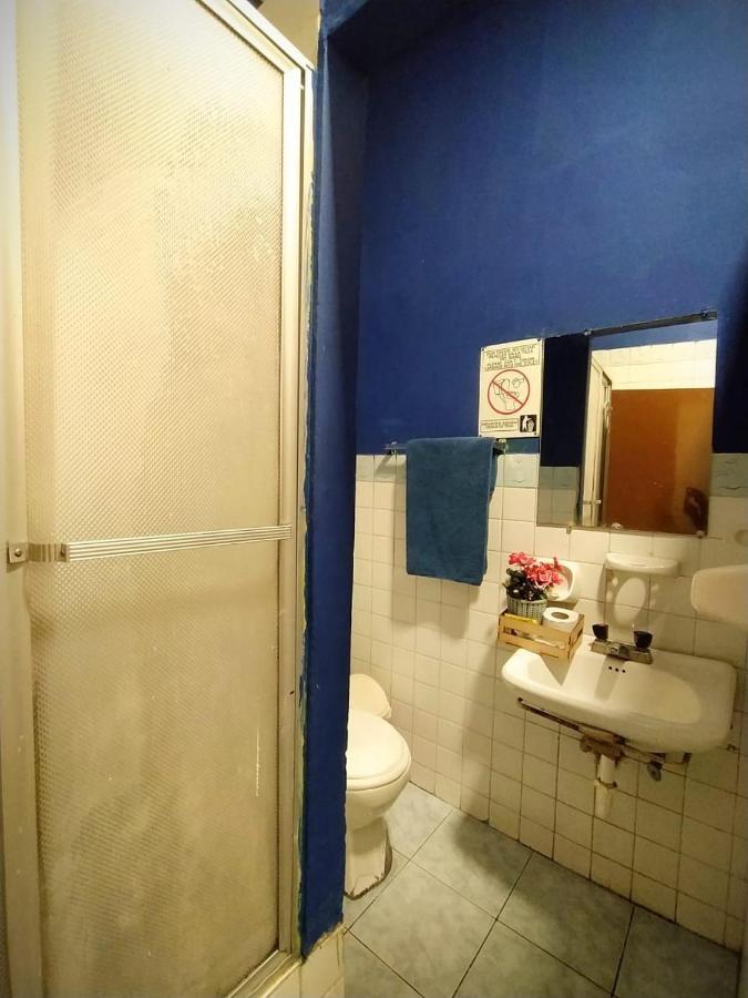 فندق Hostal La Casa Tolena Quito - Ecuador المظهر الخارجي الصورة