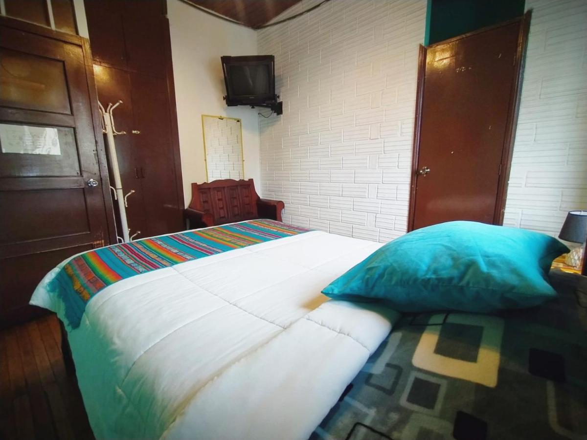 فندق Hostal La Casa Tolena Quito - Ecuador المظهر الخارجي الصورة