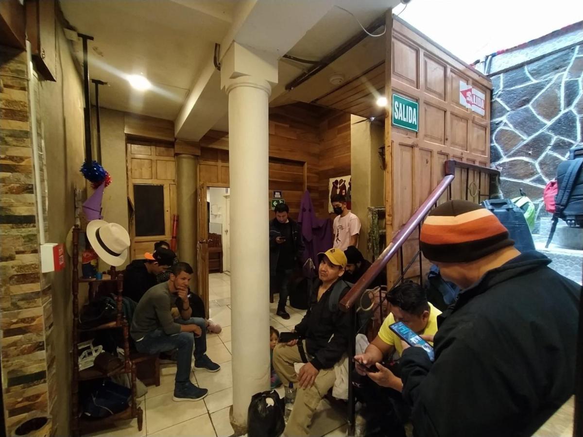 فندق Hostal La Casa Tolena Quito - Ecuador المظهر الخارجي الصورة